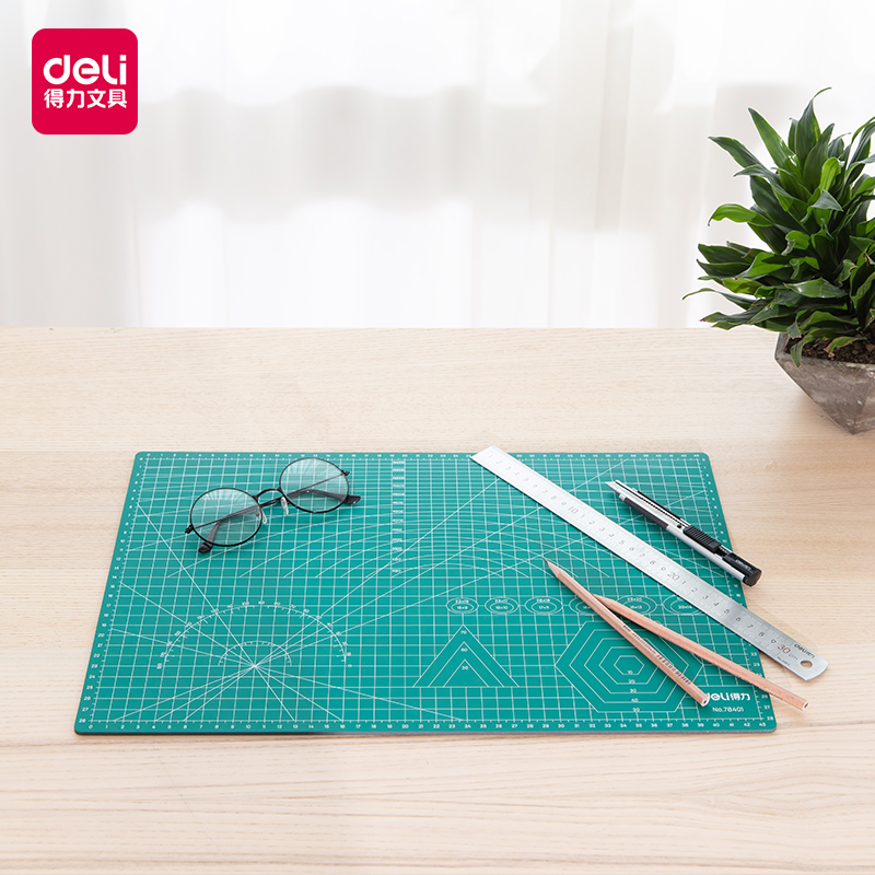 得力切割垫板手工a3/A2/A4切割q板手账大号手工模型美术垫板鼠标