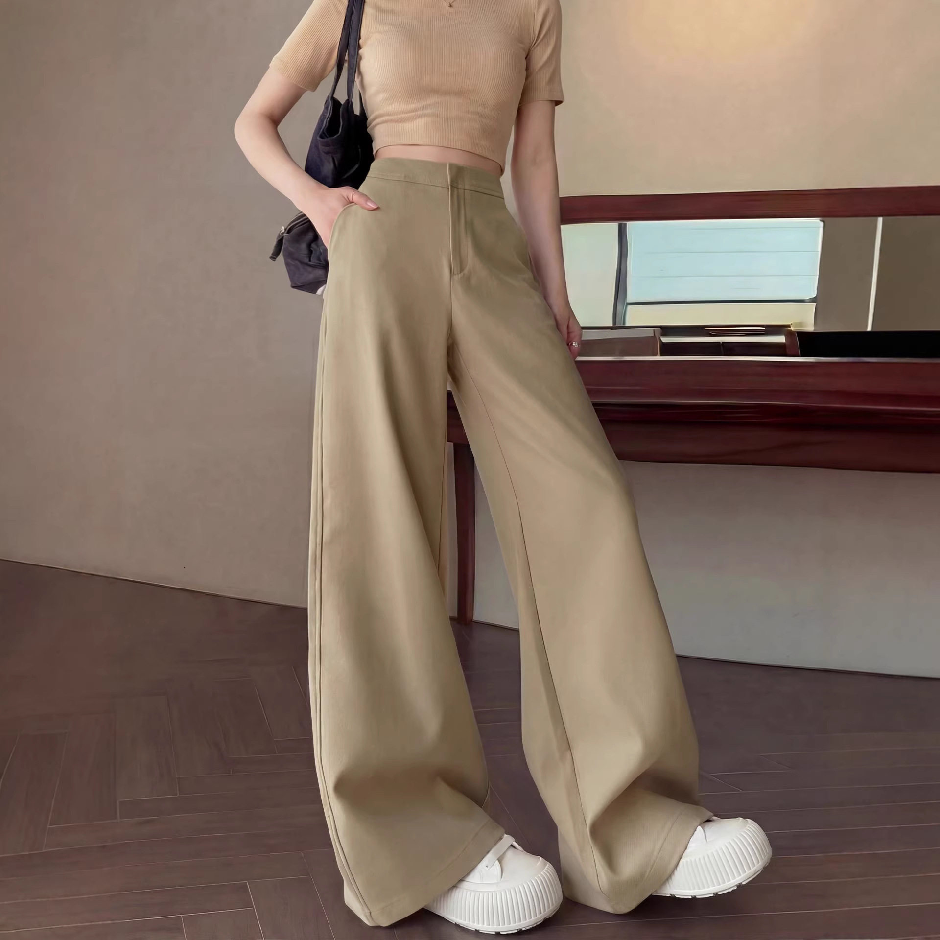 卡其色阔腿裤女2026春秋季新款高腰垂感窄版显瘦西装裤休闲直筒裤