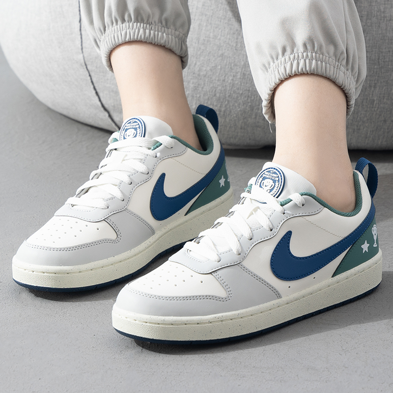 Nike耐克童儿童透气系带板鞋