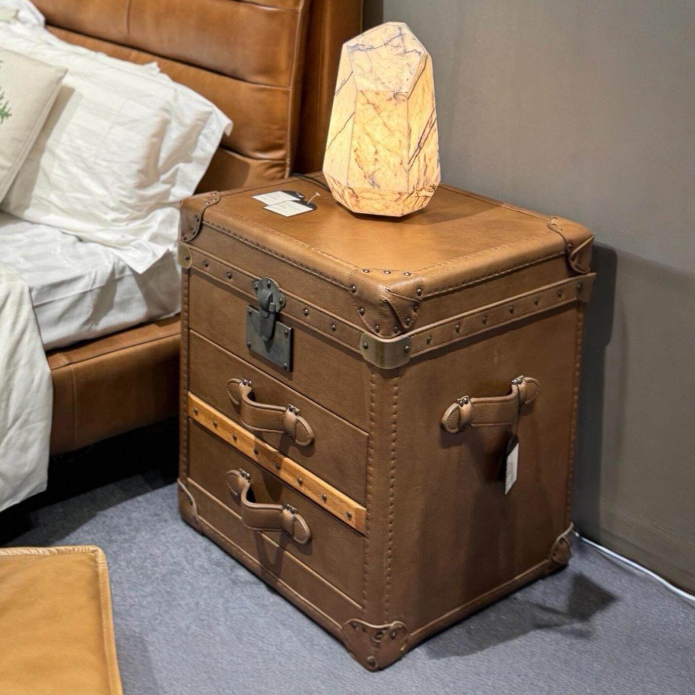 中古风做旧油蜡皮创意客厅会所复古皮箱子卧室床头柜家用储物柜