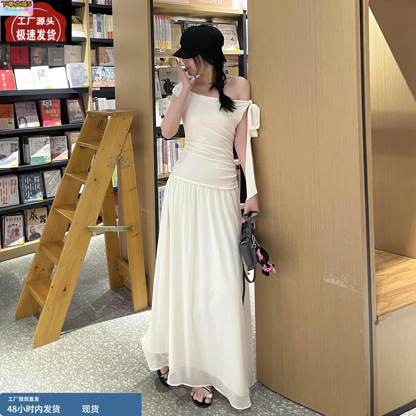 2025新款纯欲风法式斜肩白色连衣裙子女夏气质一字领露肩飘带长裙