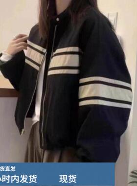 拼色棒球服外套女春秋202