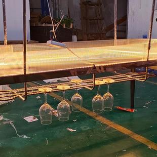 吧台悬挂吊柜酒架挂杯架酒吧操作台吊架展示架吊挂金属置物架定制
