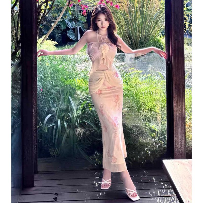 气质辣妹花印花挂脖抹胸