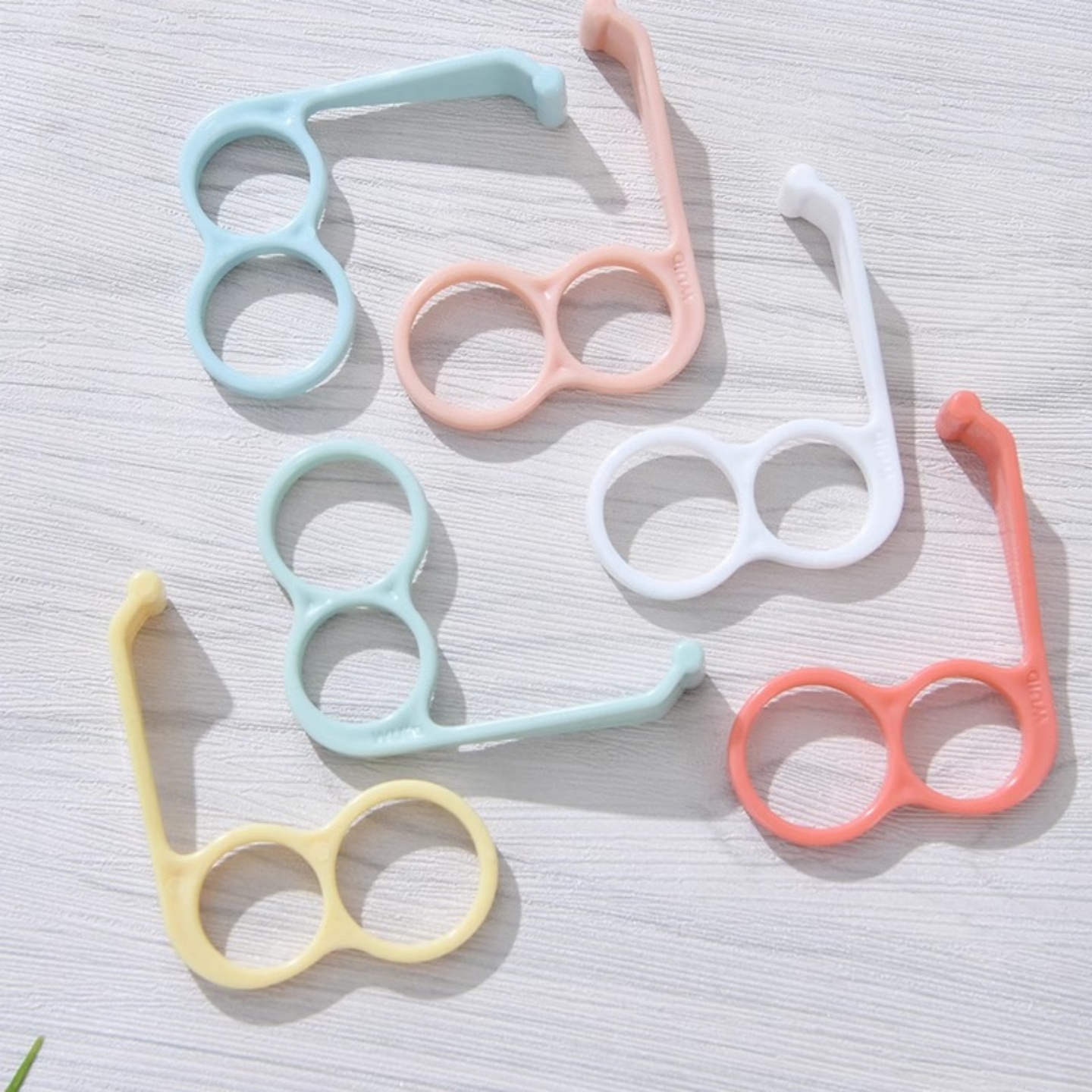 解放双手抖音同款简约出差旅行