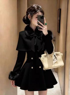 赫本序章 初冬甜美千金小姐小香风黑色斗篷收腰连衣裙气质两件套