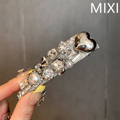 银色爱心重工超闪水钻轻奢发夹