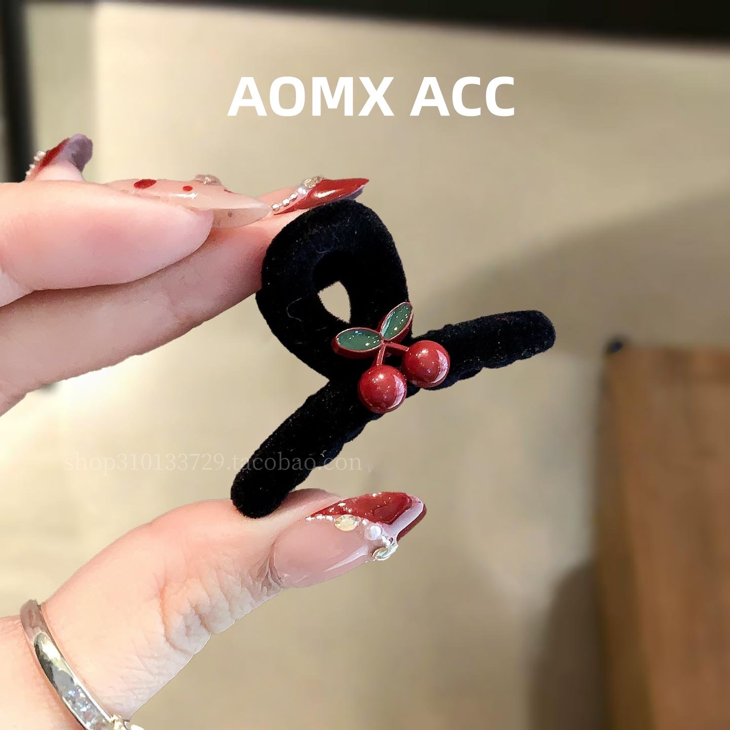 新年可爱红樱桃复古黑色丝绒小抓夹女甜美可爱刘海侧边碎发夹头饰,饰品/流行首饰/时尚饰品新,发饰,淘宝优惠券,粉丝福利购,淘宝优惠卷