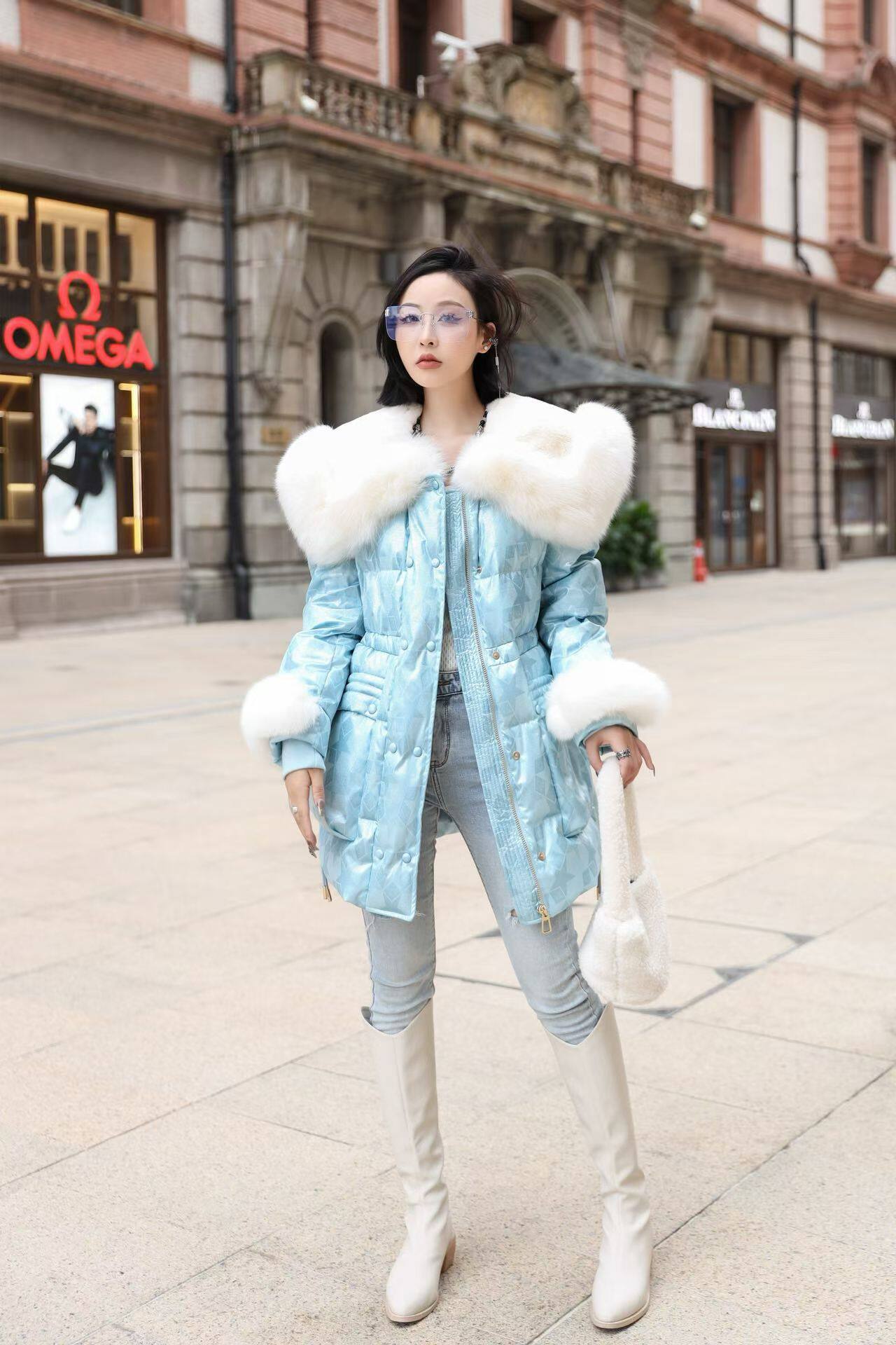 皮草鹅绒服超大獭兔毛+狐狸毛领时尚收腰中长款