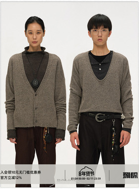 BALIANG「捌樑」 拂'Wipe' 宽边V领糯感羊毛罩衫