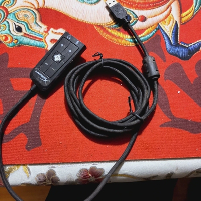 议价HyperX灵音声卡 带线控面板 USB接口 成色还可以 功