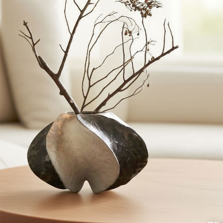 侘寂风手绘杨桃抽象艺术花器样板