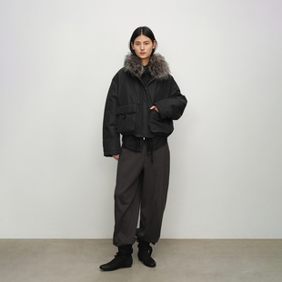 SILAVIE“新90鸭绒”工装廓形短款羽绒服立体感毛领休闲保暖外套