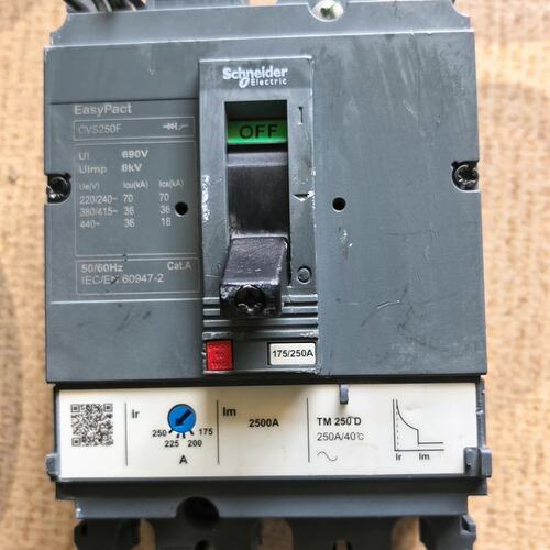 议价塑壳断路器CVS250FCVS160FCVS400F