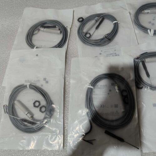 议价必得客Biduk电容式传感器C1PN-M1208P-O3C1PN-M1208N-O3