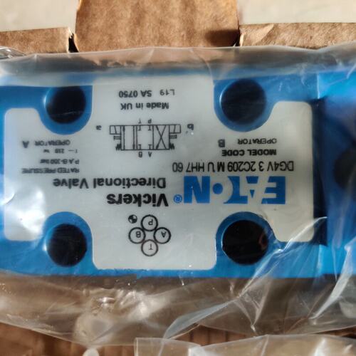 换向阀DG4V32C209MUHH760DG4V-3-2C-M-U-H-60DG4V-3-2C-M-U-H-10