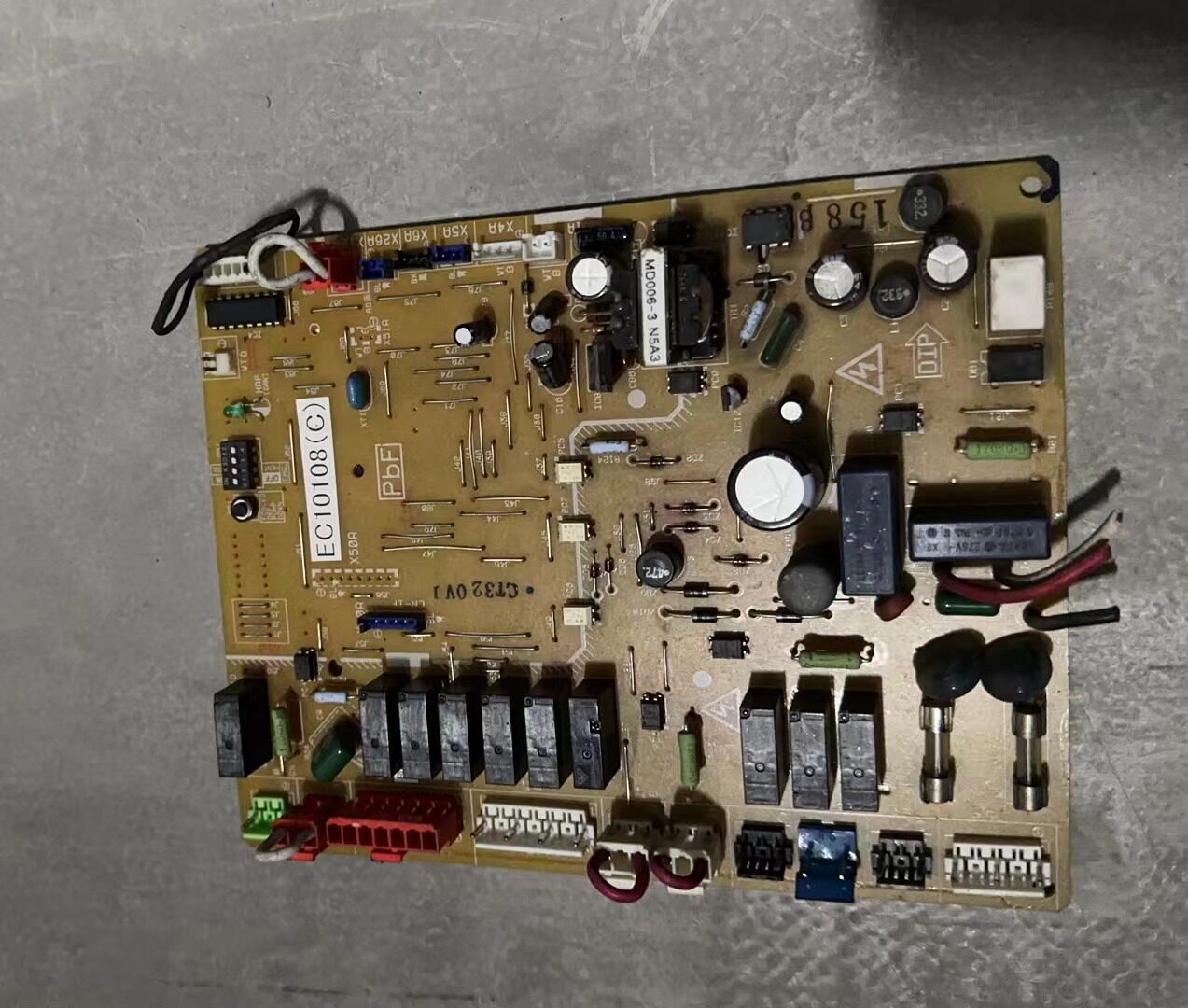 大金空调外机板EC10108(C)电脑板