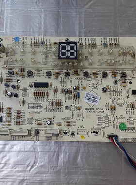 适用格力空调30568258 温度显示板D815F33D电路板控制板GRJ303-B7