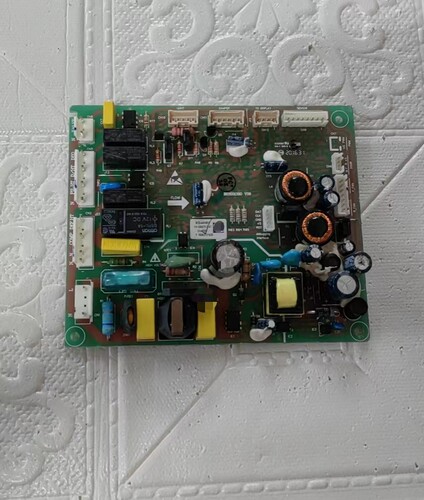 适用海信主板BCD-440WDGVBP B03031390电脑板439WKK1FPK WSK2FPG