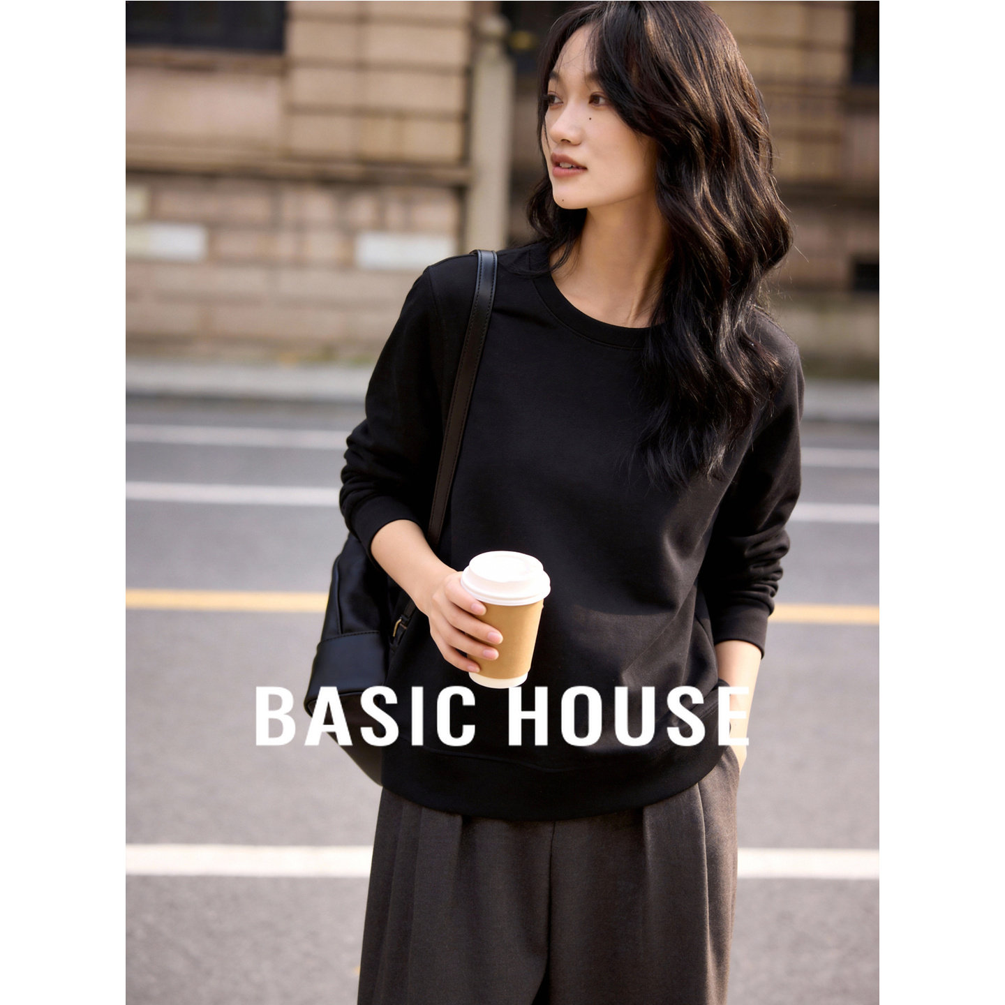 百家好黑色圆领卫衣春季新款女士宽松百搭休闲慵懒风长袖套头上衣