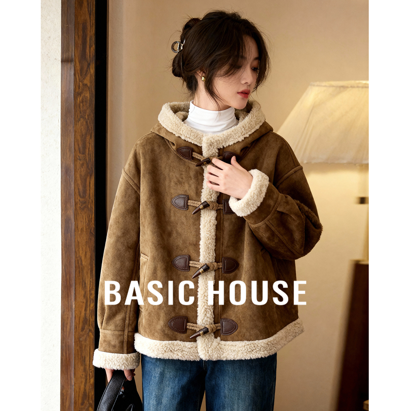 Basic House/百家好复古连帽麂皮加厚外套女冬季新款短款保暖上衣