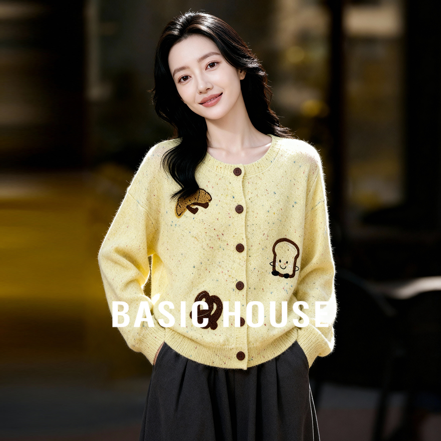 Basic House/百家好点点纱卡通刺绣针织开衫女软糯宽松毛衣外套冬