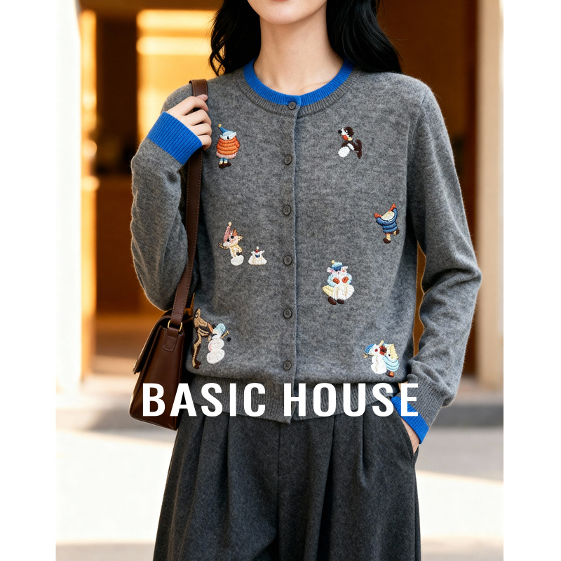 Basic House/百家好卡通刺绣圆领毛衣秋冬减龄绵羊毛撞色开衫外套