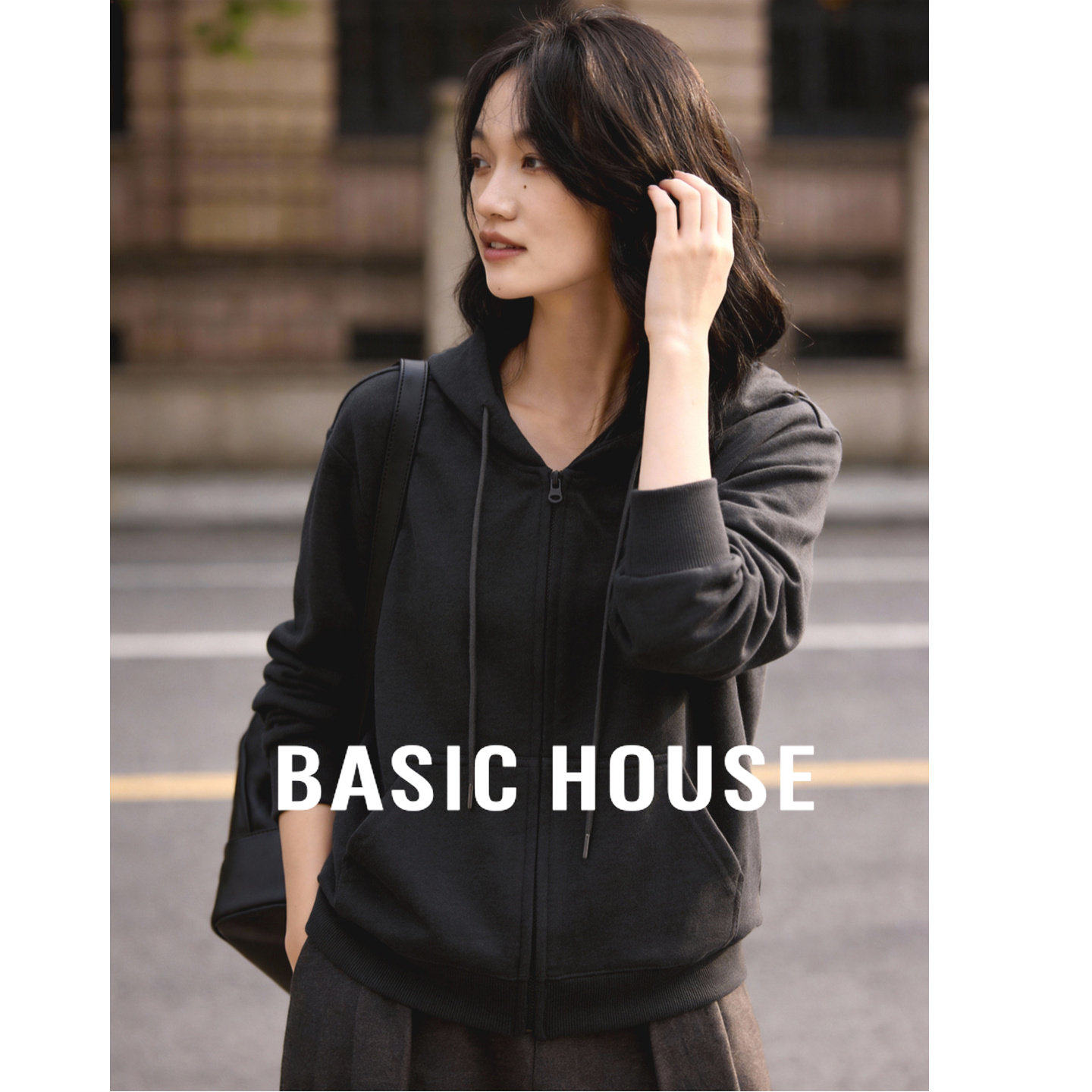 百家好黑色慵懒风连帽拉链卫衣春季新款宽松显瘦休闲风百搭外套女