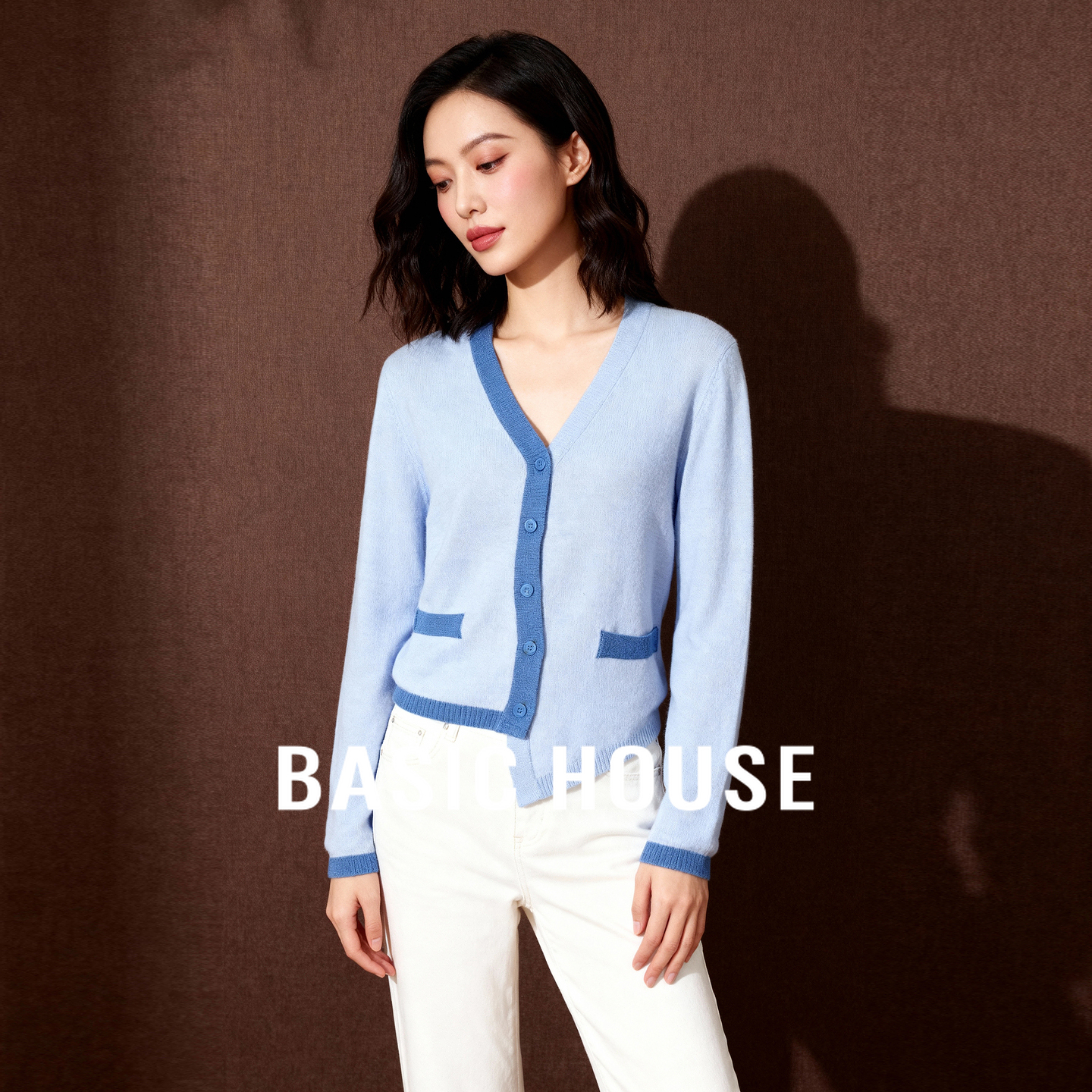 Basic House/百家好v领针织开衫2025秋撞色设计感不规则针织开衫