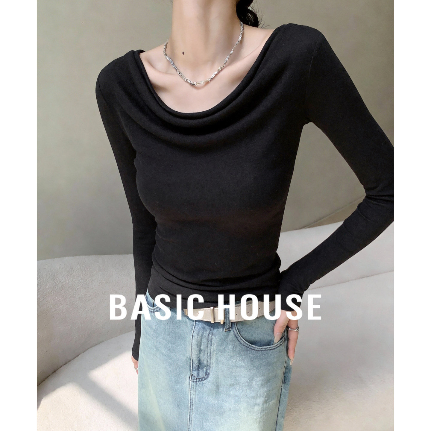 百家好春季温柔风白色荡领长袖T恤女修身显瘦垂感内搭打底衫上衣