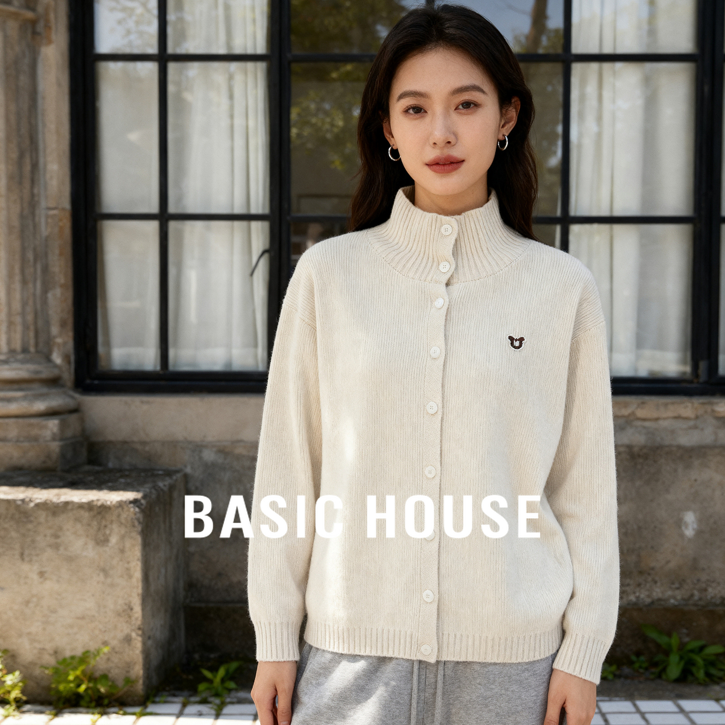 Basic House/百家好韩版灰色高领开衫外套冬季新款宽松单排扣毛衣