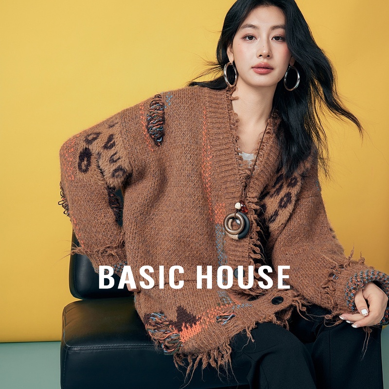 Basic House/百家好豹纹拼接V领开衫外套秋冬破洞毛边中长款毛衣