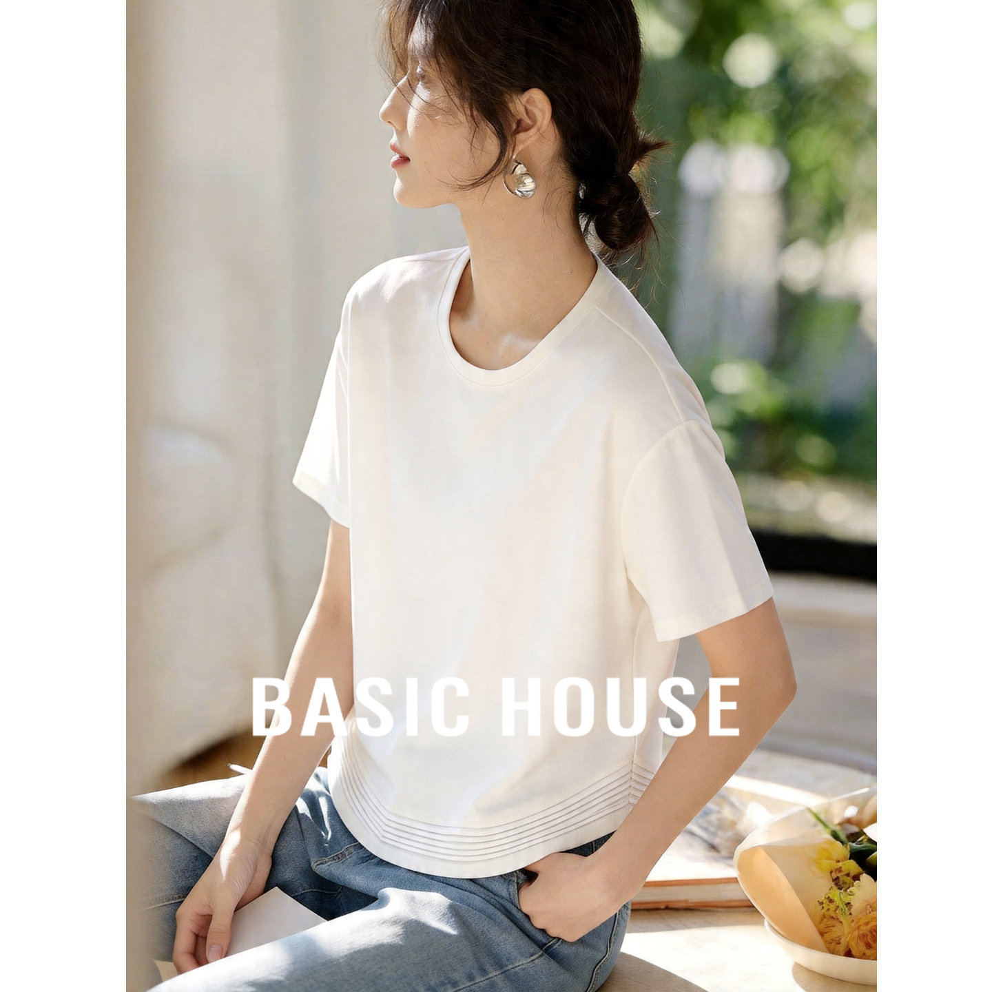 Basic House/百家好设计感压褶下摆圆领短袖T恤女夏气质通勤上衣