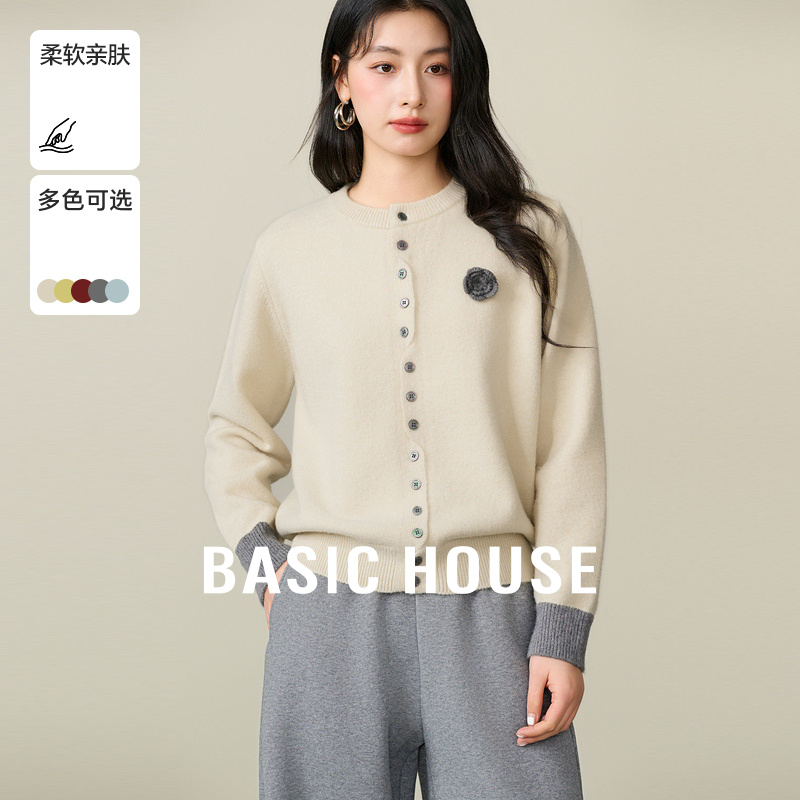 Basic House/百家好立体花朵撞色袖口毛衣秋季不规则排扣开衫外套