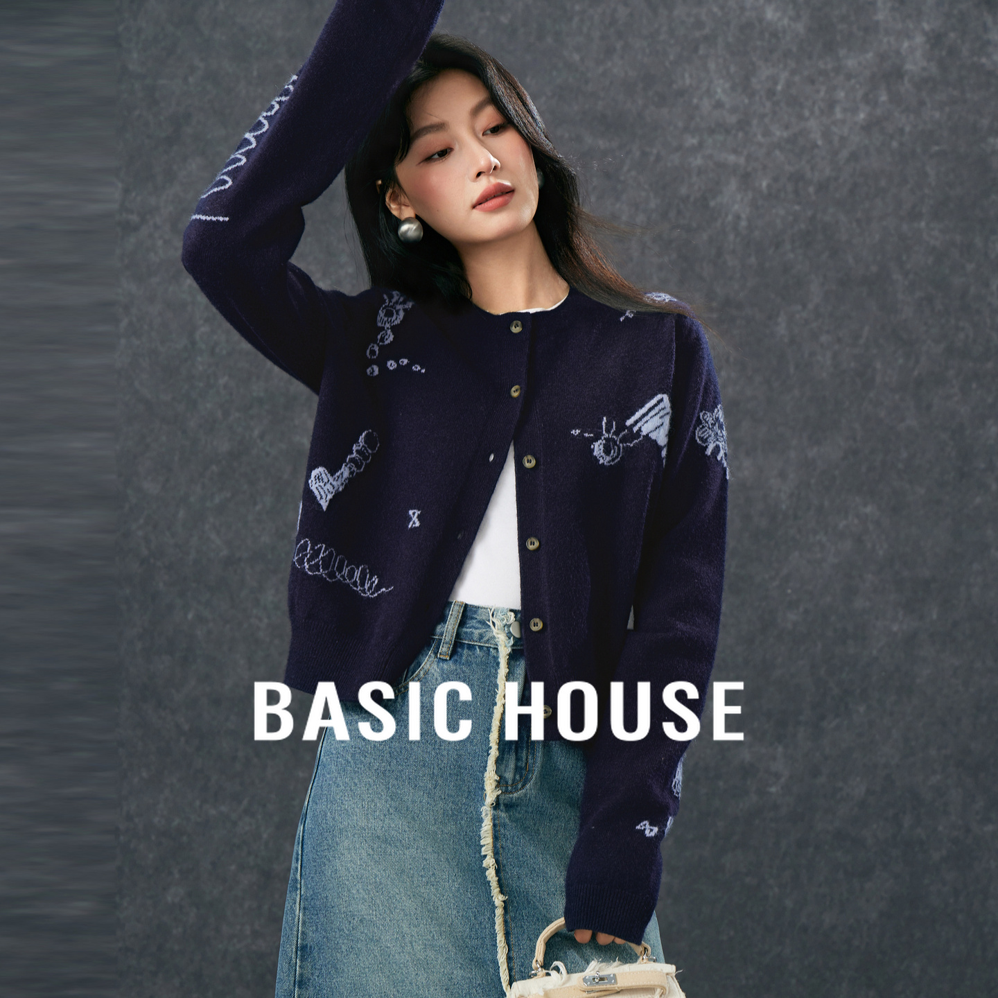 Basic House/百家好卡通刺绣开衫外套秋冬绵羊毛圆领长袖针织衫女