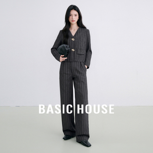 Basic 百家好2025秋季 條紋紐扣點(diǎn)綴短外套高腰直筒褲 兩件套 House