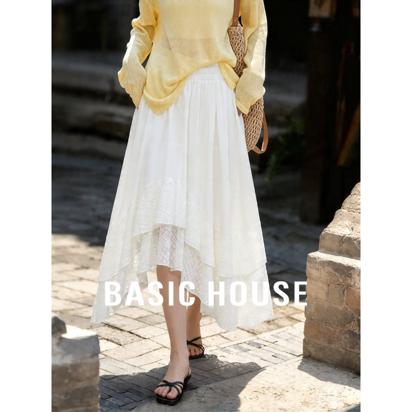Basic House/百家好温柔风不规则半身裙女白色A字大摆显瘦中长裙
