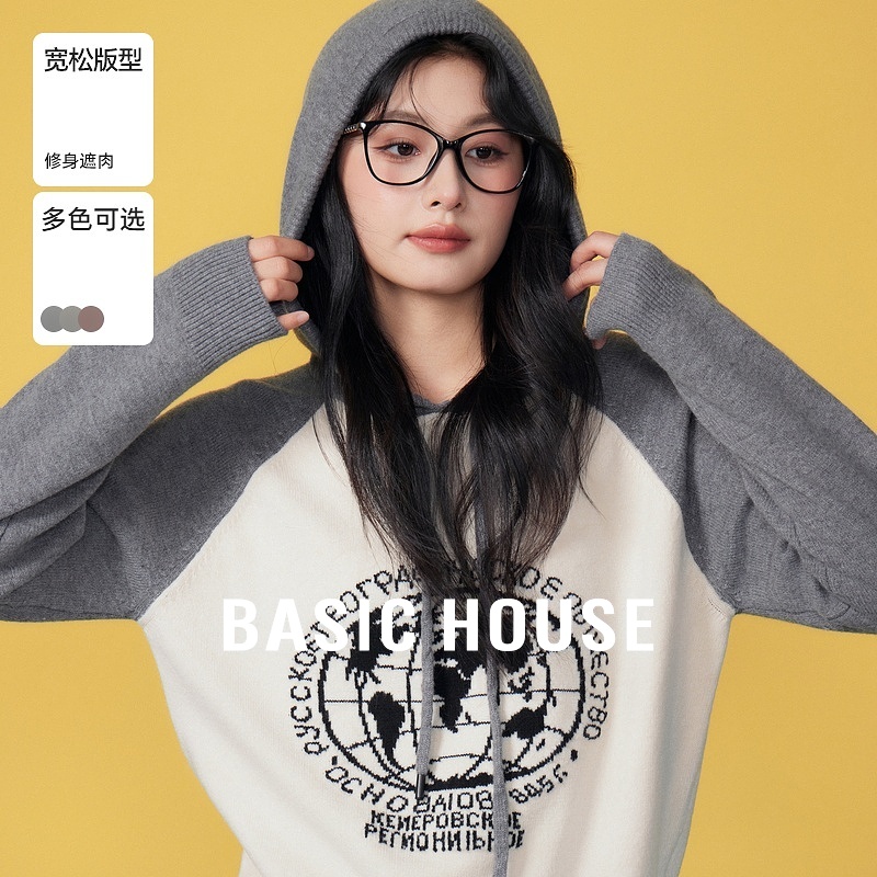 Basic House/百家好秋冬新款拼色连帽毛衣美式复古插肩袖针织上衣