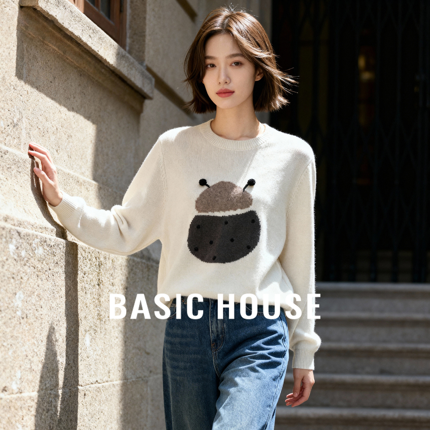 Basic House/百家好灰色卡通提花宽松毛衣冬季绵羊毛圆领正肩上衣