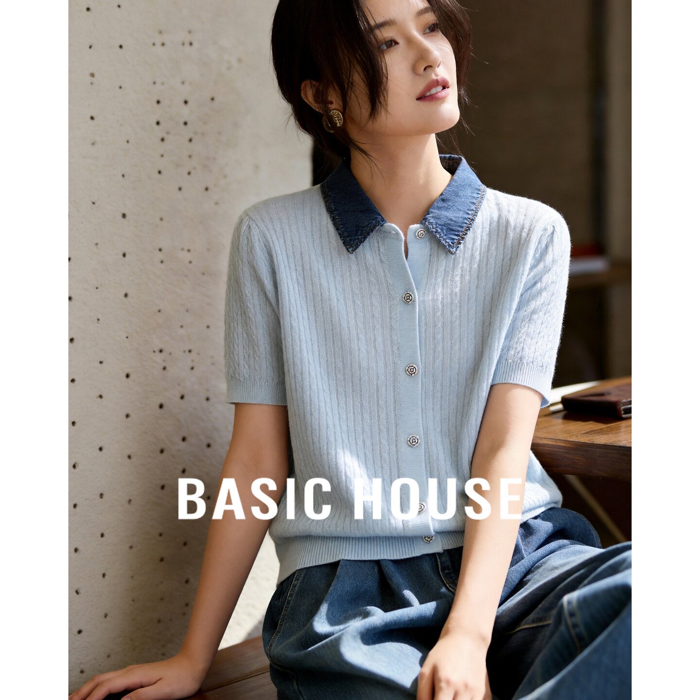 Basic House/百家好撞色领短袖针织开衫女夏季蓝色单排扣显瘦上衣