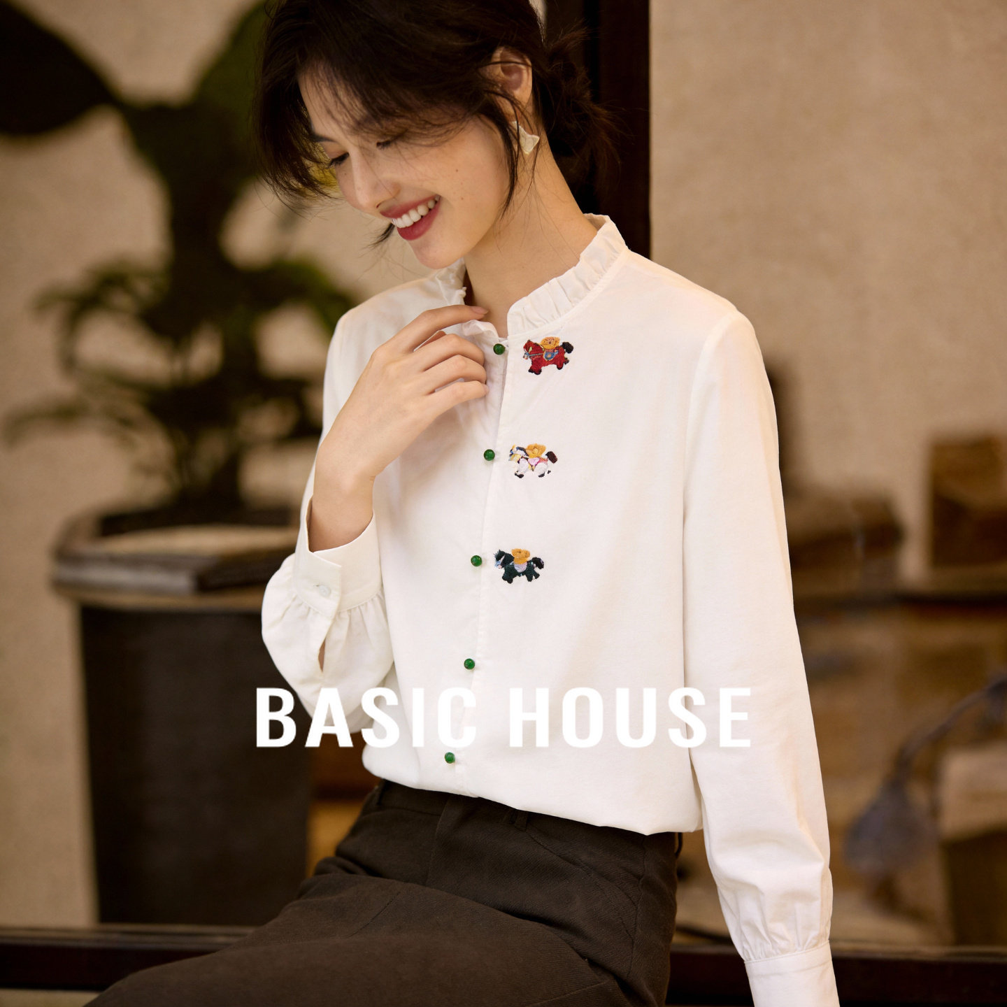 Basic House/百家好花边刺绣白色衬衫长袖春季设计感小众内搭上衣