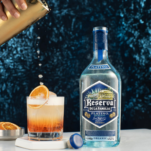 墨西哥进口 酒柜收藏送礼 750ml 豪帅快活白金龙舌兰酒家族珍藏版