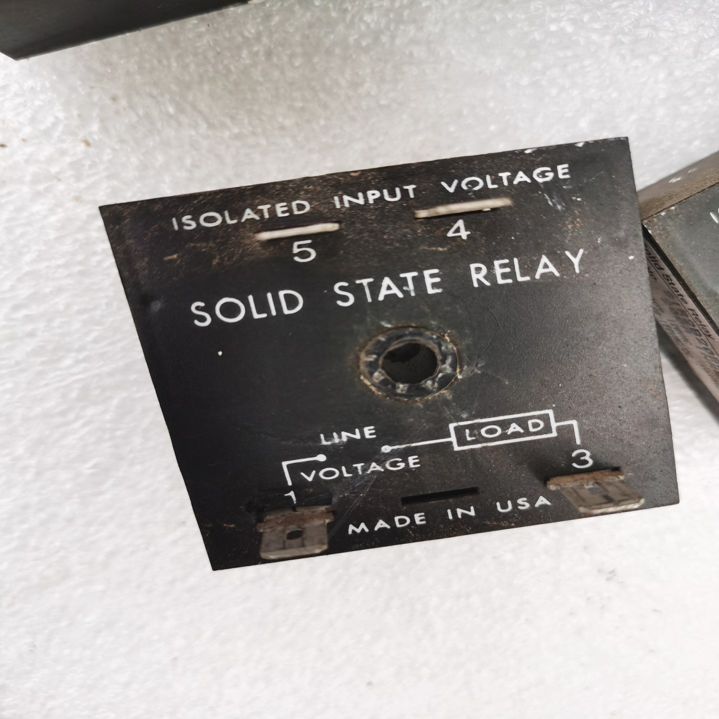 议价议价SIR2B20B4  30个   SIR2B20A4两个