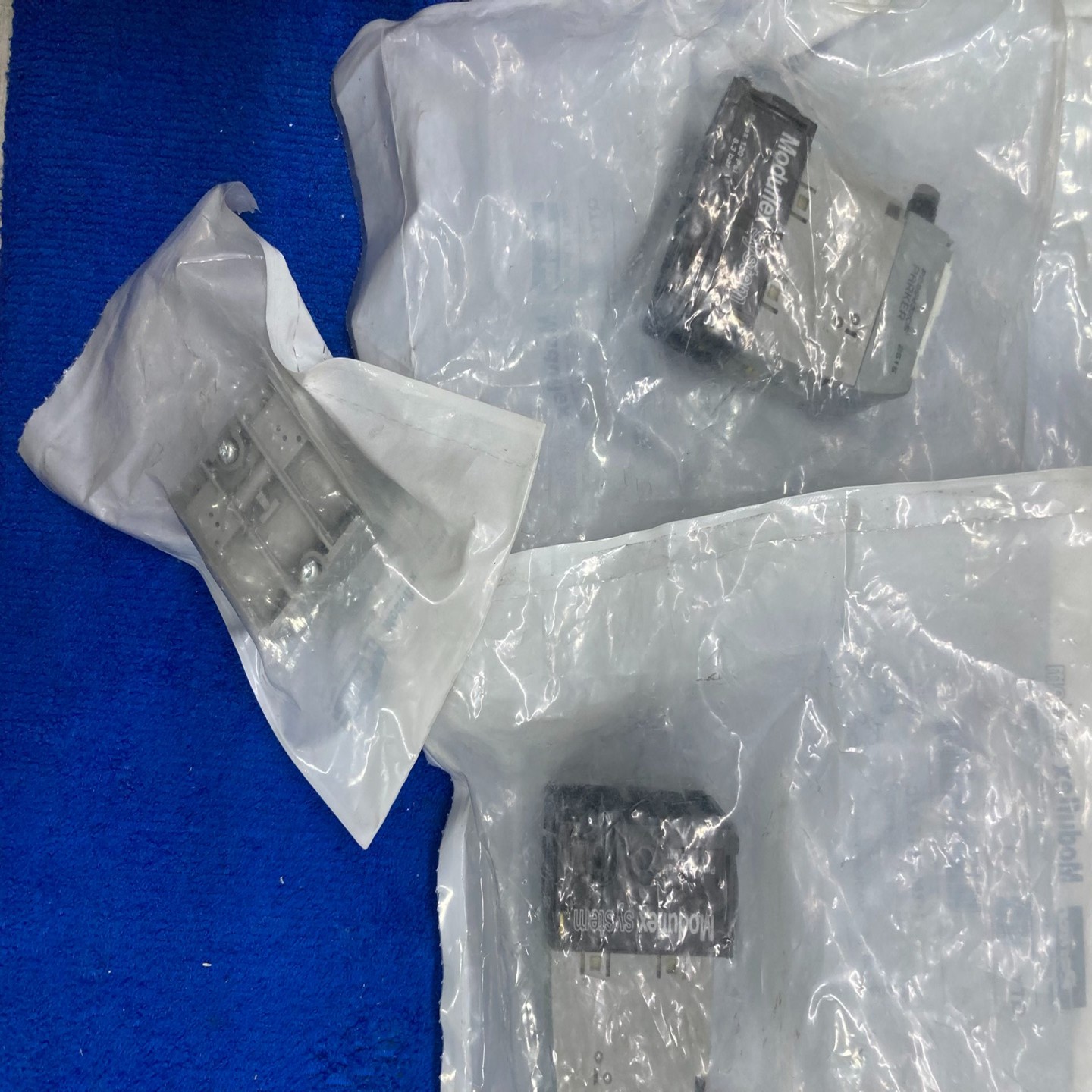 议价议价Parker P2D8V32C5  P2M2S4ES2C 电