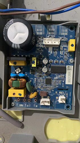 适应伊莱克斯冰箱压缩机驱动板变频板ZSE4082YGA控制主板VTB1113Y