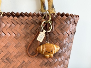 手工碱水面包汽车后视镜挂件创意个性生日礼物包挂可颂仔仔