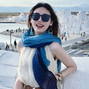 复古蓝色扎染褶皱围巾女茶卡盐湖旅游穿搭披肩外搭高级感长条丝巾