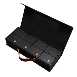 掼蛋礼盒掼蛋专用扑克牌高档进口黑芯纸8副1条60X97卜克定制批发