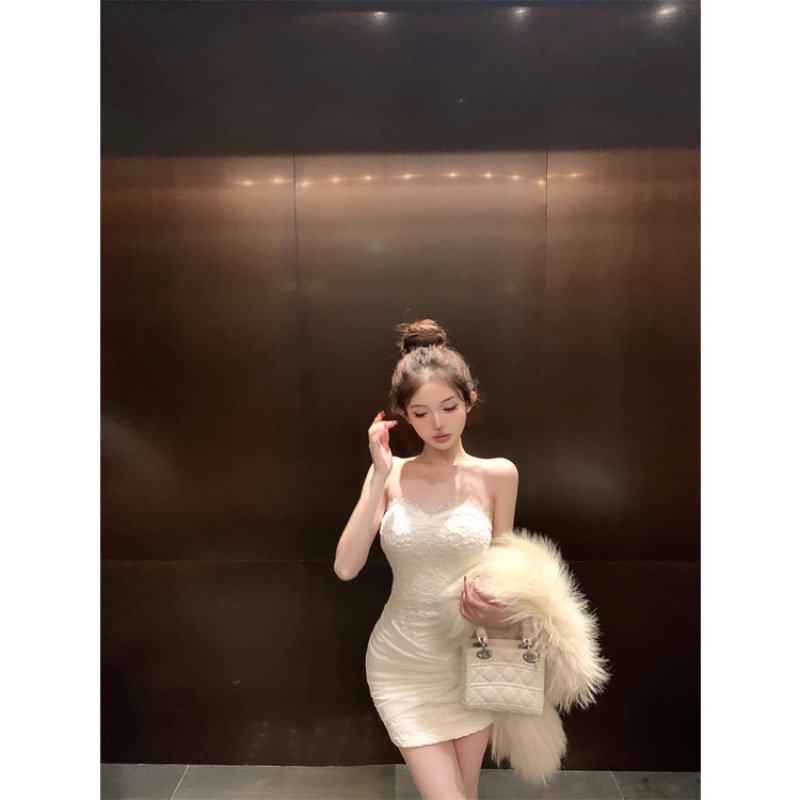 纯欲风蕾丝拼接抹胸连衣裙女法式轻奢名媛收腰性感别致宴会礼服裙,女装/女士精品,连衣裙,淘宝优惠券,粉丝福利购,淘宝优惠卷