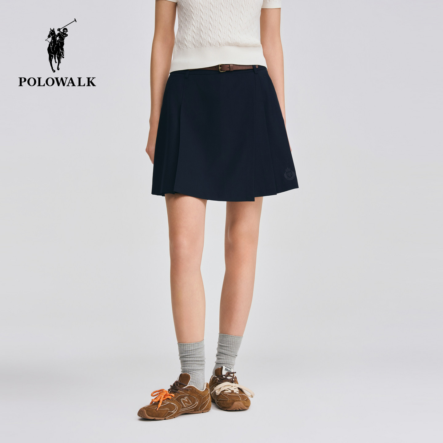 POLOWALK女式半裙2026春夏裤新品经典学院风刺绣百褶A字半身短裙